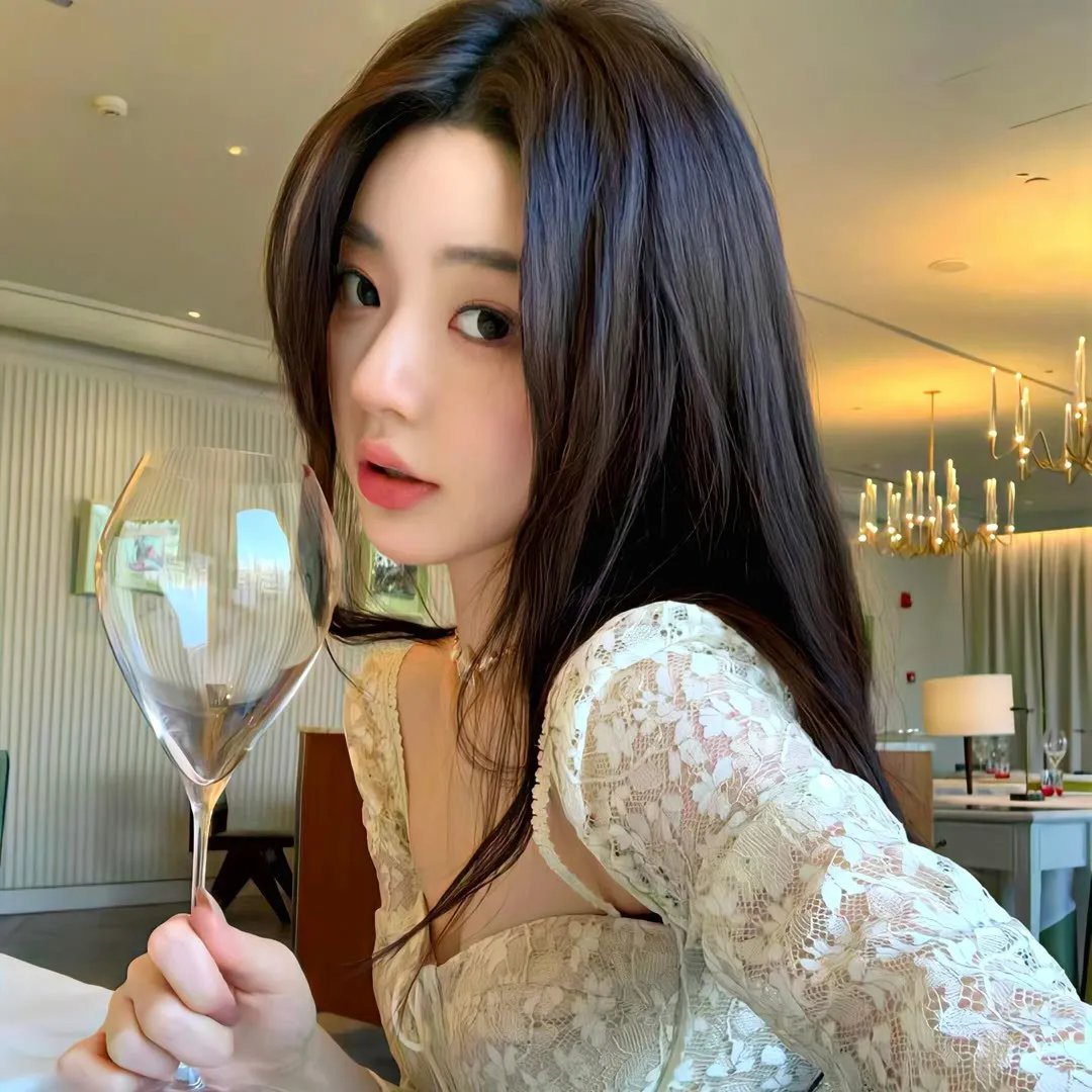 权宠刁妃 封面
